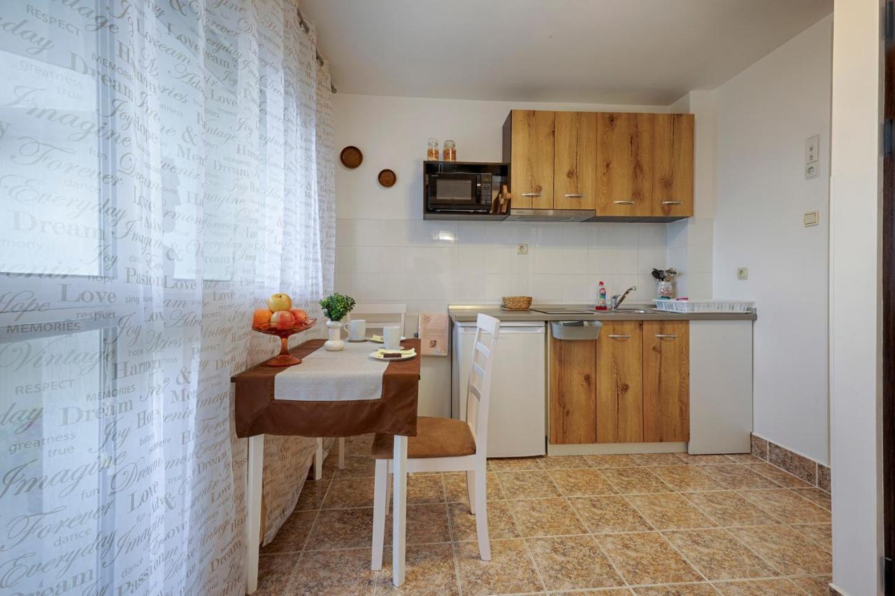 Kabakum Apartments Alen Mak 골든샌드 외부 사진